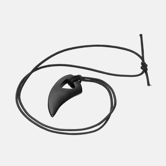 Collier élégant dent de requin