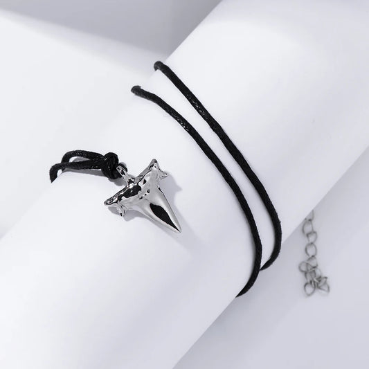 Shark tooth pendant DEPTHBITE