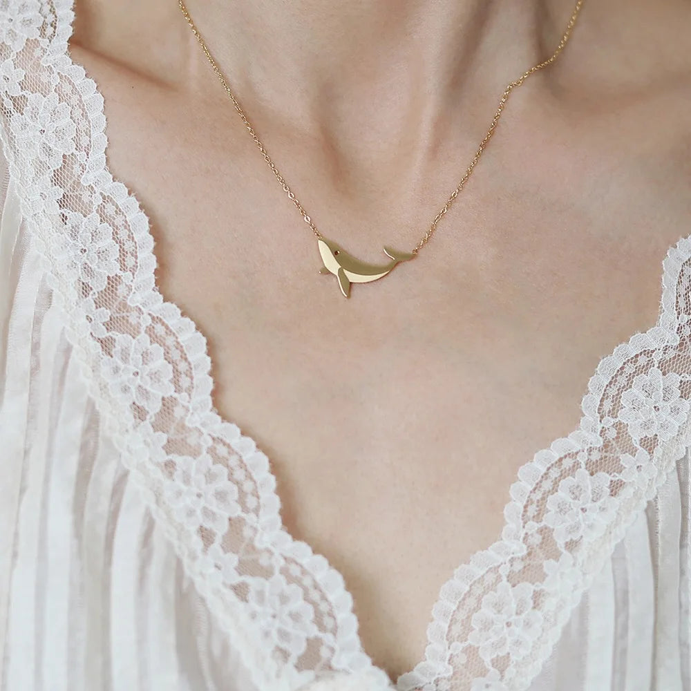 Gold whale pendant GOLDWHALE