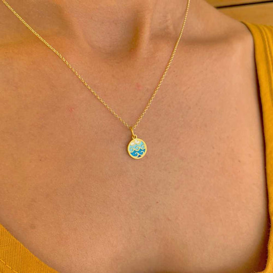 Collier doré à la vague bleue - Mer Aux Trésors