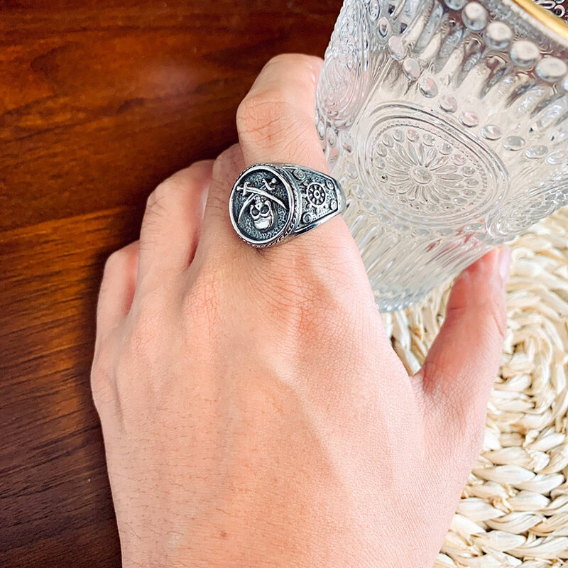 Bague pirate tête de mort - Mer Aux Trésors