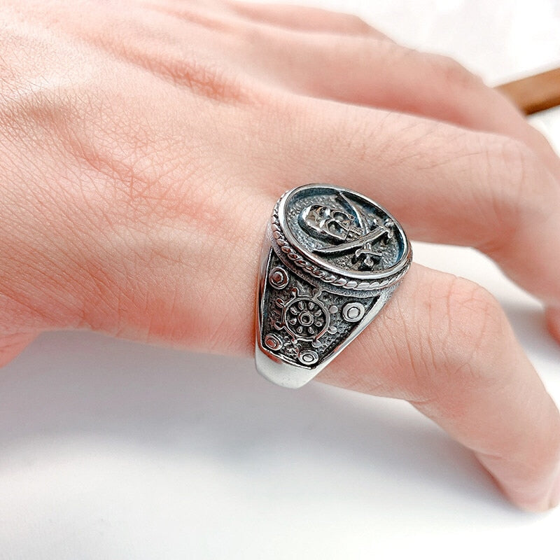 Bague pirate tête de mort - Mer Aux Trésors