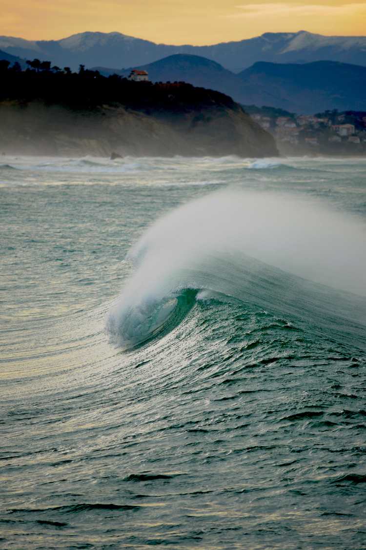 Tableau vague l'échappée côtière - Mer Aux Trésors