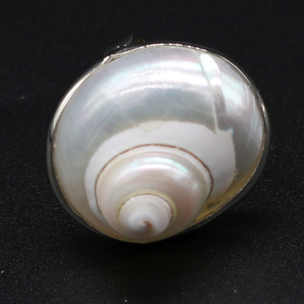 Bague Coquillage Percé Vert Marbré – Bijou Fantaisie Coquillage Naturel