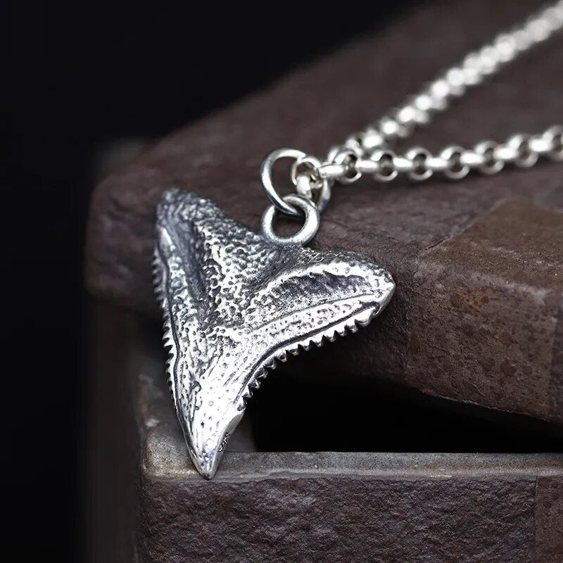 Shark tooth necklace in real silver