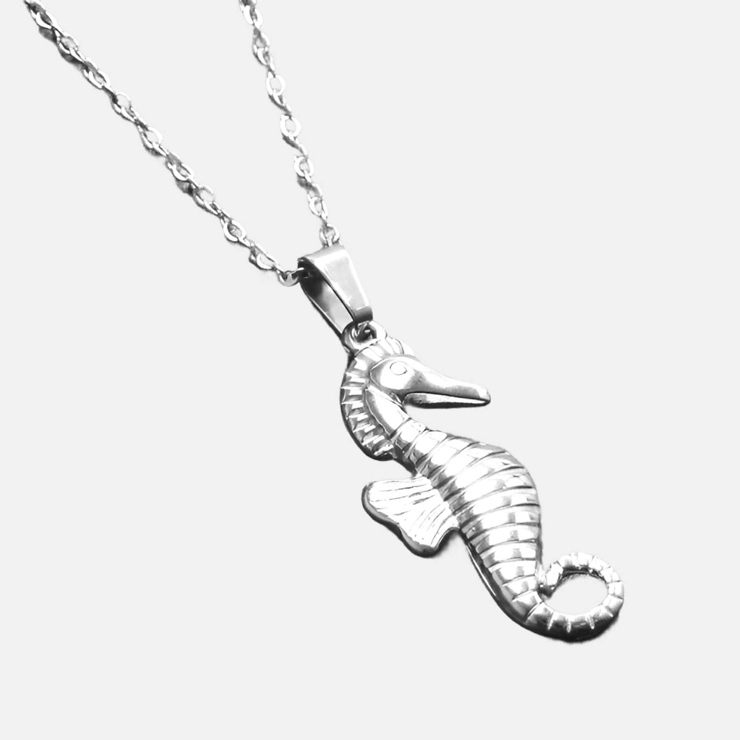 Pendentif hippocampe LĪLI'AMA