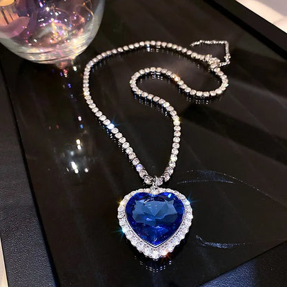 SAPHIRIS heart of the ocean necklace