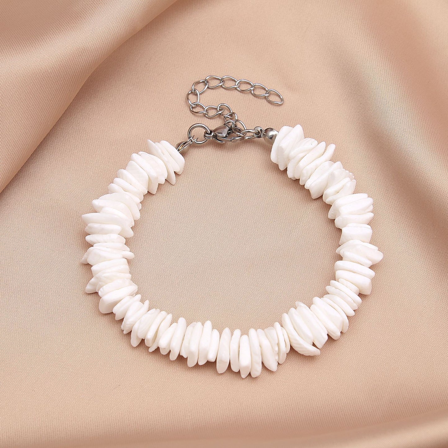 Bracelet with shell SHELLYWOOD